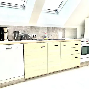 https://monteur-apartment-schkeuditz.bestleipzighotels.com